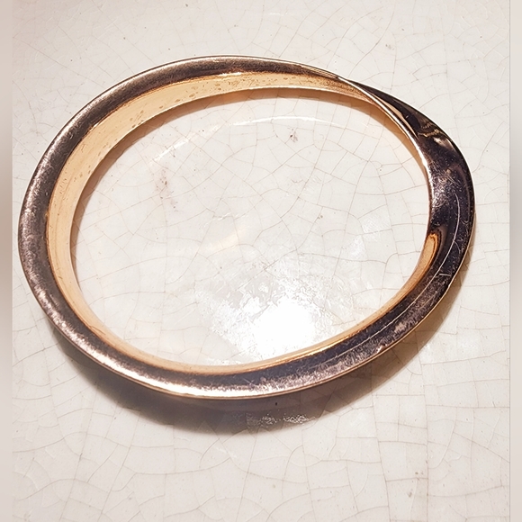 Luxury Smooth wave rose champagne gold bangle bracelet - Picture 2 of 7